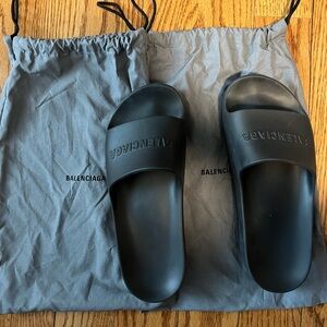 Balenciaga Black Chunky slide rubber logo